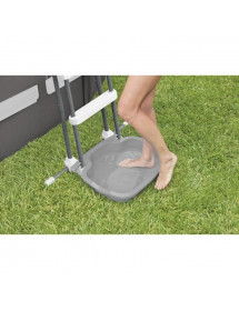 Pédiluve Intex pour piscine : Gardez une eau propre !