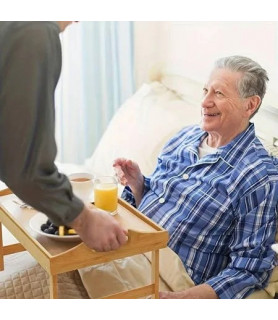 Plateau avec pieds en bambou : Pour un déjeuner au lit réussie !