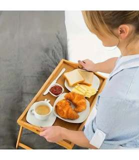 Plateau avec pieds en bambou : Pour un déjeuner au lit réussie !